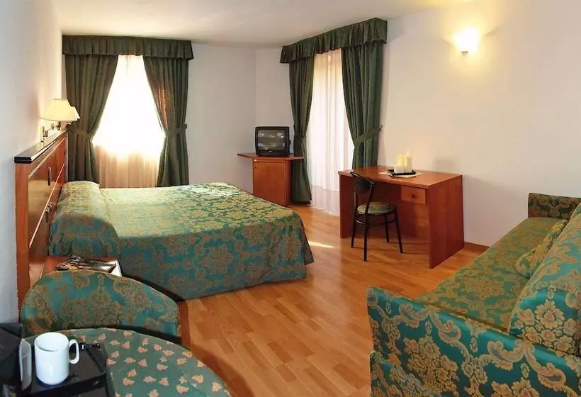 ホテル Albergo Aprica Garni