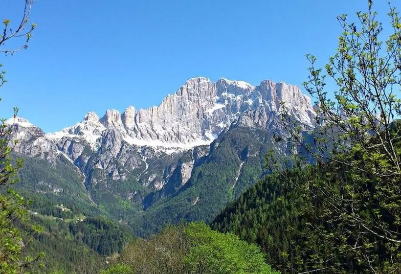 ホテル La Montanina