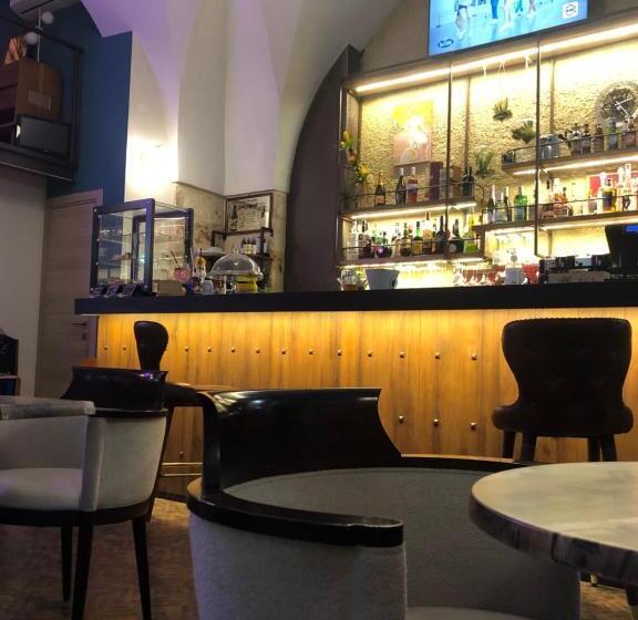 בית מלון כפרי Albergo Piazza Risorgimento