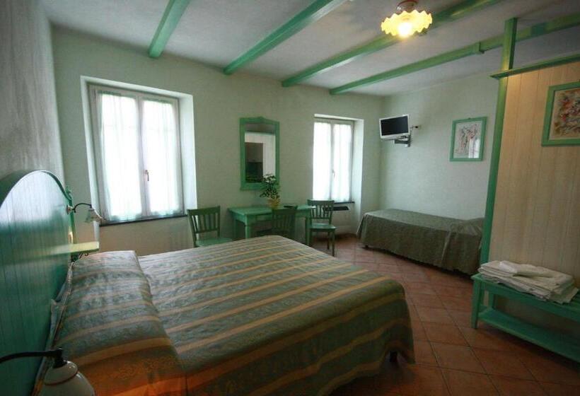 호텔 Albergo Ristorante Belvedere