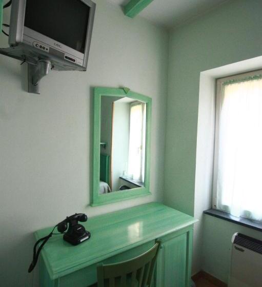 호텔 Albergo Ristorante Belvedere