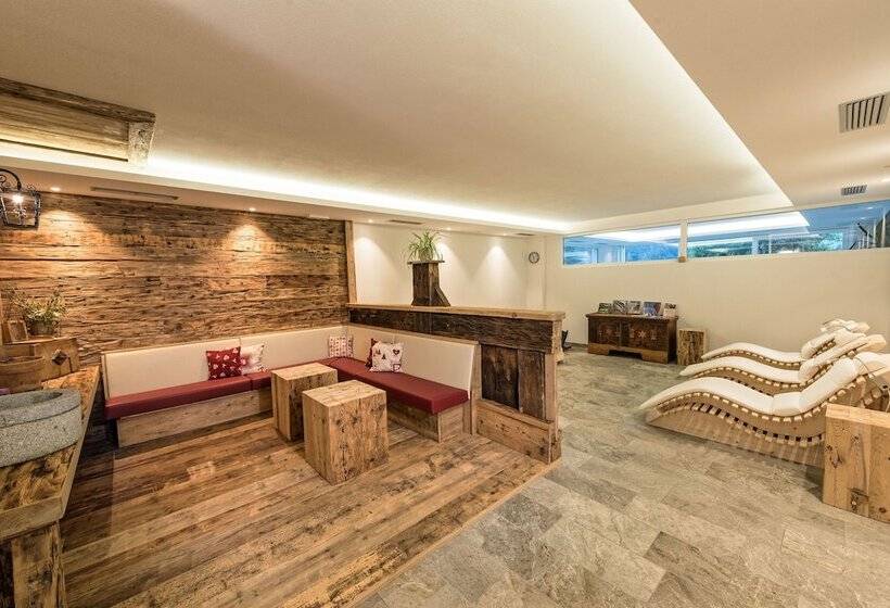 Отель Alpenland