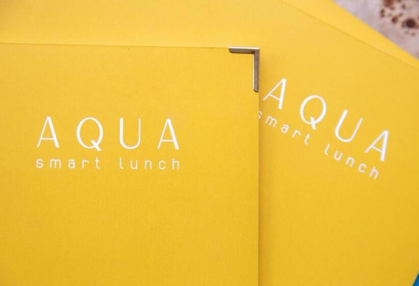 Отель Aria Life