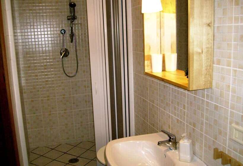 ホテル Bed & Breakfast Villa Mena