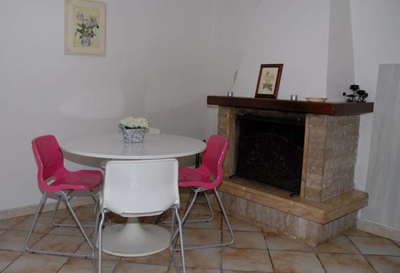 ホテル Bed & Breakfast Villa Mena