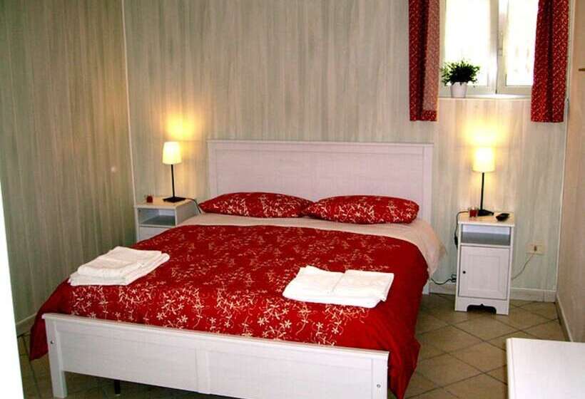 ホテル Bed & Breakfast Villa Mena