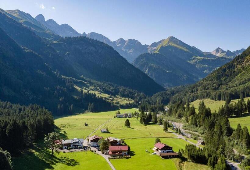 בית מלון כפרי Birgsau