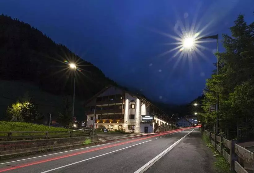 هتل Casa Alpina Alpin Haus