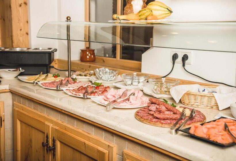 호텔 Castel Oswald Von Wolkenstein