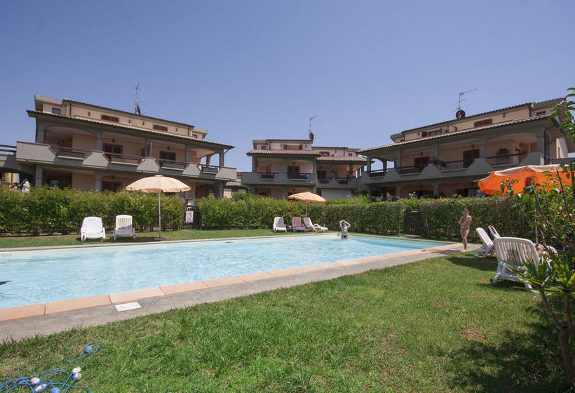 فندق Follonica Apartments