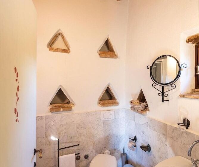 酒店 La Maesta Antica Dimora Di Campagna