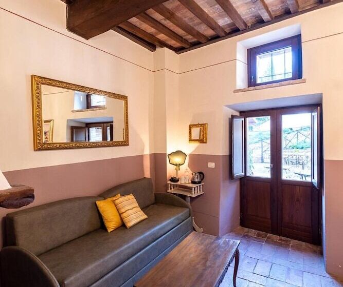 酒店 La Maesta Antica Dimora Di Campagna