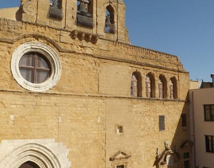 Отель Monastero Santo Spirito