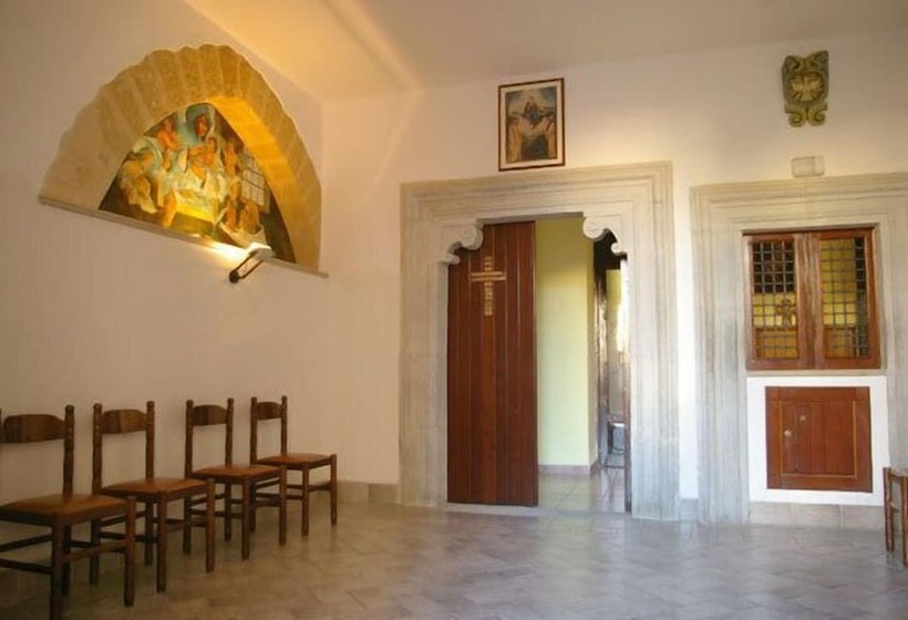 Отель Monastero Santo Spirito