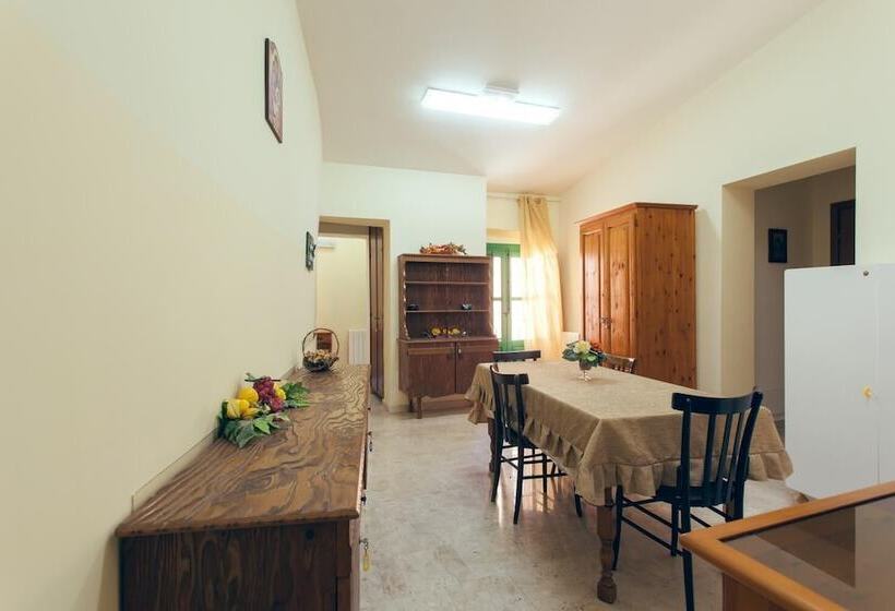 Отель Monastero Santo Spirito