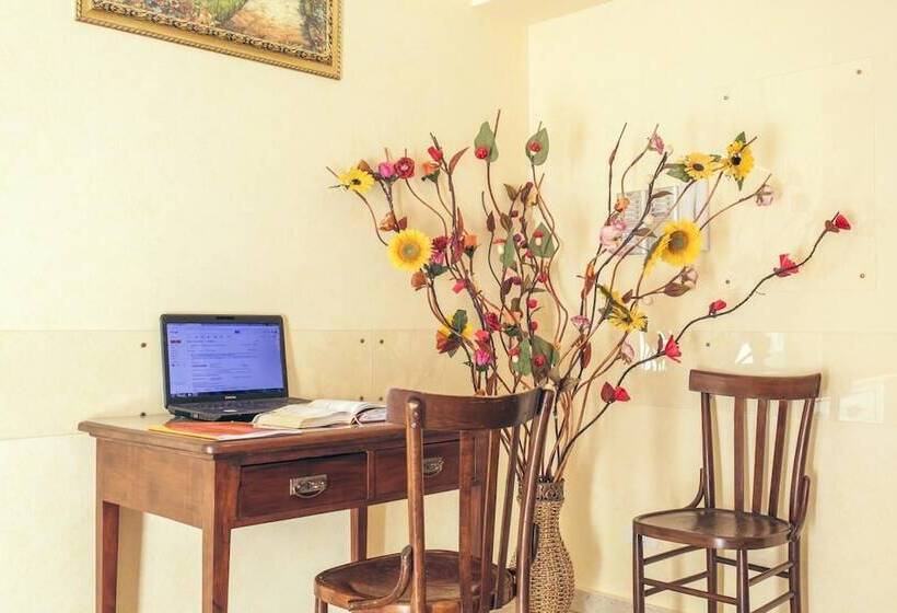 Отель Monastero Santo Spirito