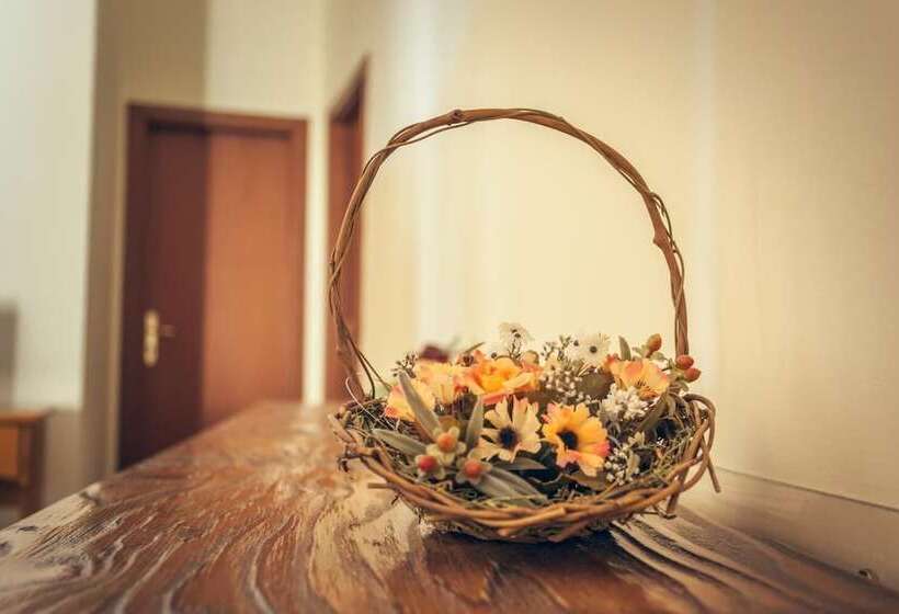 Отель Monastero Santo Spirito