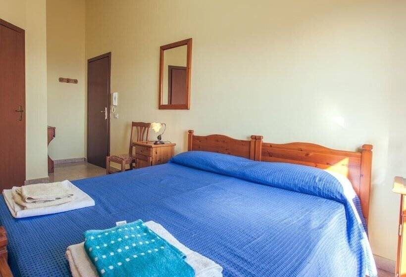 Отель Monastero Santo Spirito