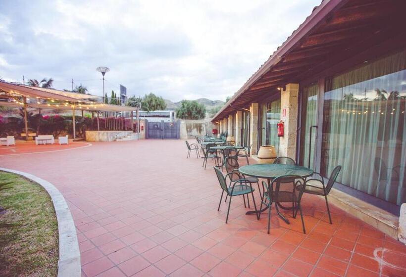 فندق Nuovo Castello Crisilio