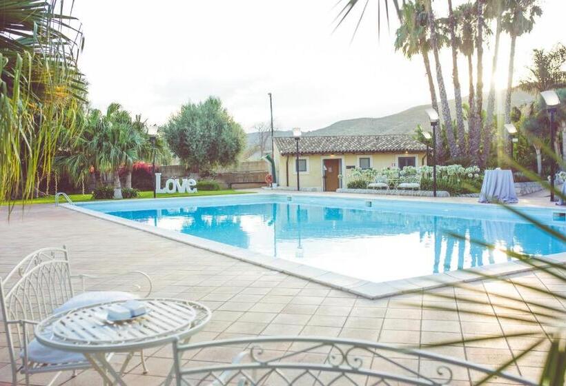 فندق Nuovo Castello Crisilio