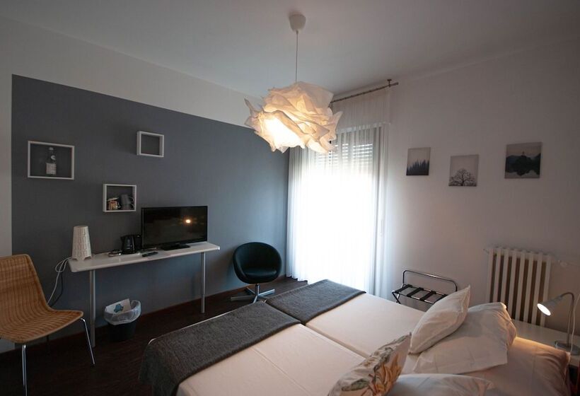 בית מלון כפרי Peler