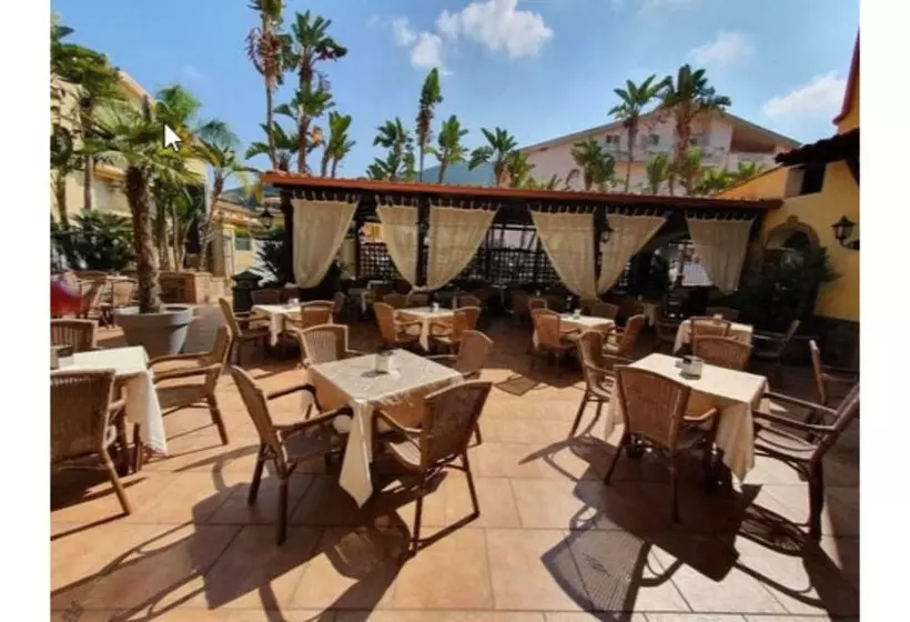 ホテル B&b Puerto Seguro