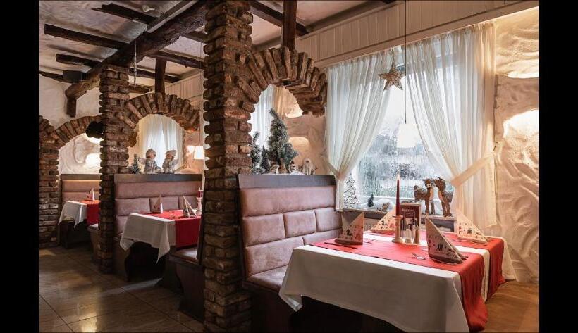 فندق Restaurant Jaegerhof