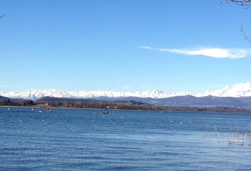 هتل Ristorante Vecchia Riva