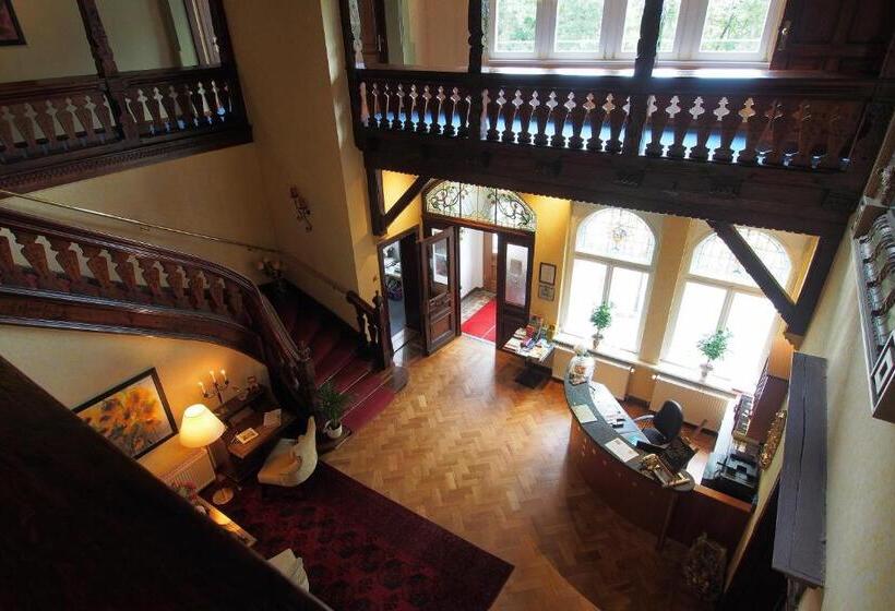 فندق Schlossvilla Derenburg