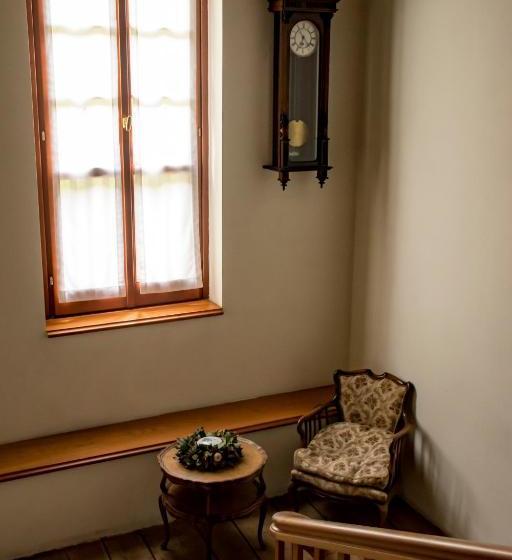 Отель La Villa Della Regina