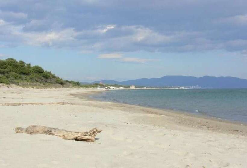 Отель Villaggio Turistico Airone