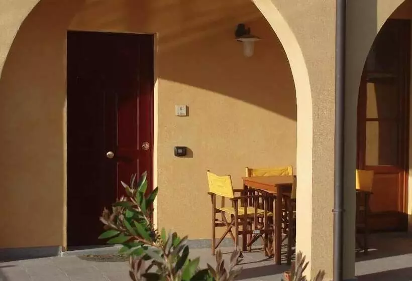 ホテル Villaggio Turistico Airone