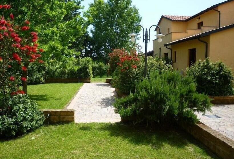 Отель Villaggio Turistico Airone