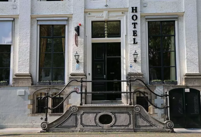 ホテル Aan De Dam