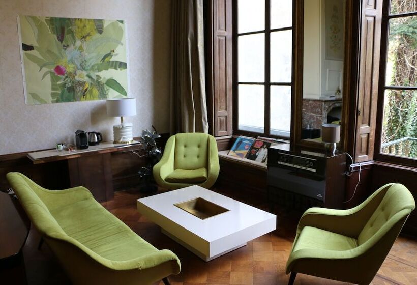 ホテル Aan De Dam