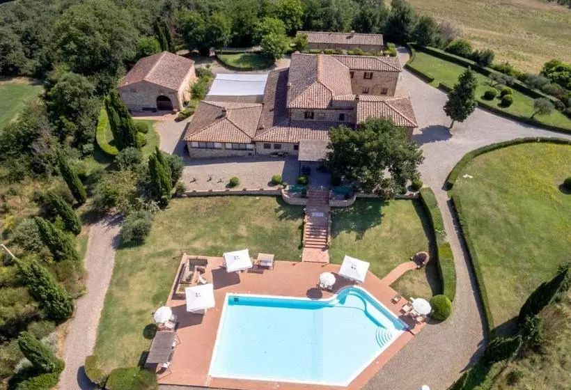 ホテル Agriturismo Pometti   Fattoria La Selva