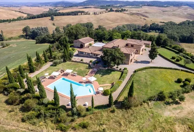 ホテル Agriturismo Pometti   Fattoria La Selva