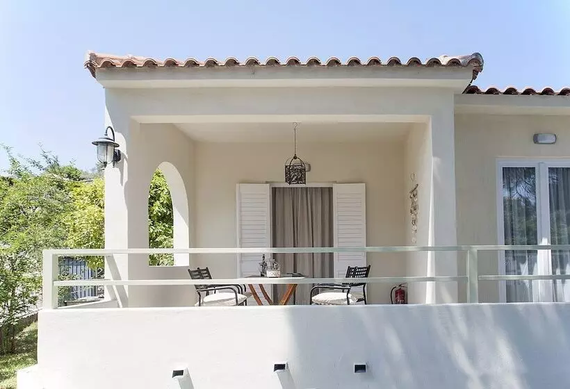 Hotel Alexia Studios
