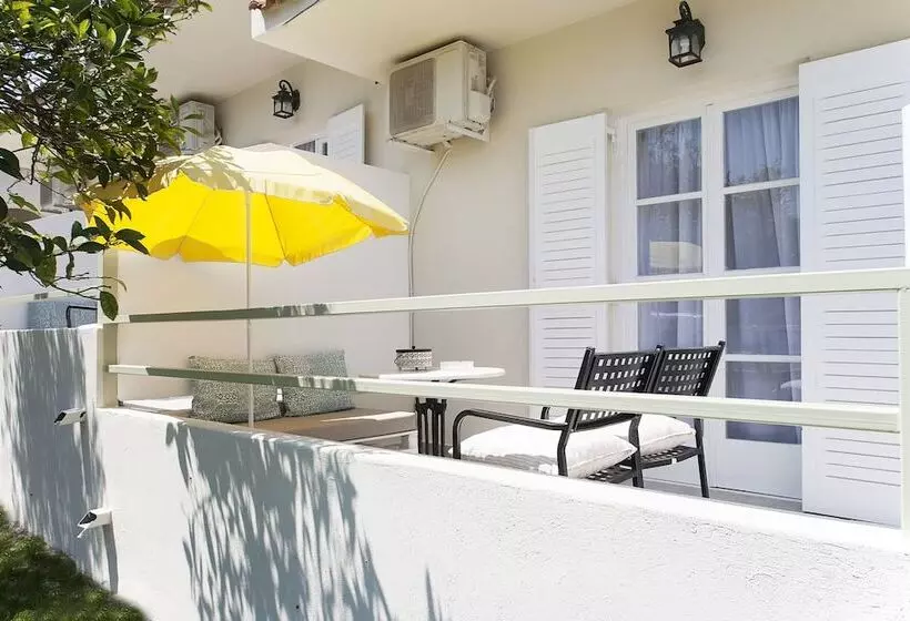 Hotel Alexia Studios
