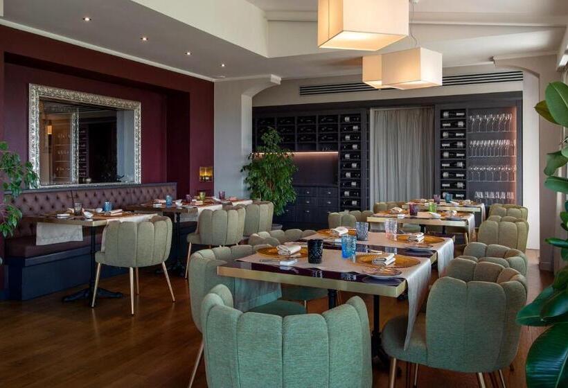 هتل Altarocca Wine Resort Adults Only