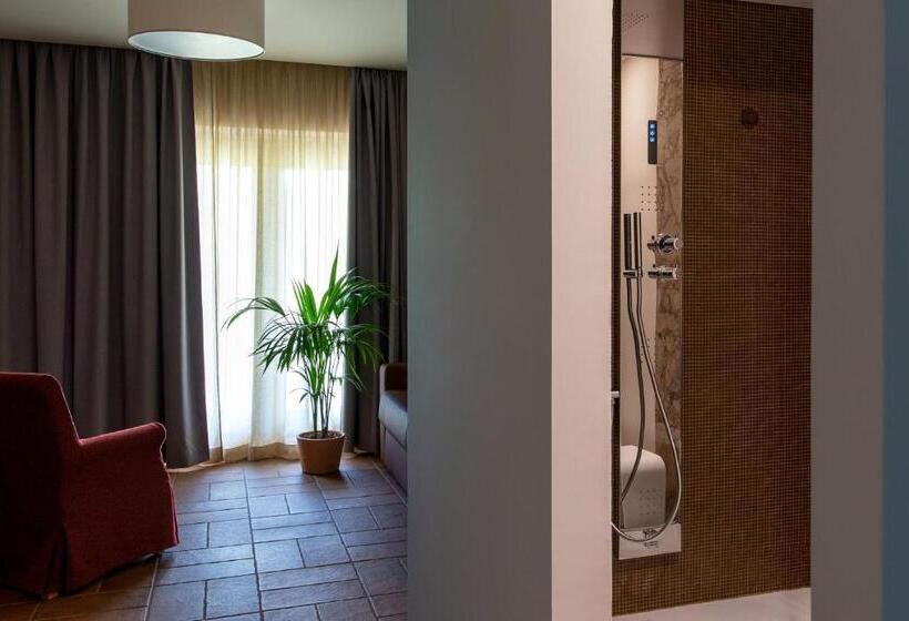 هتل Altarocca Wine Resort Adults Only