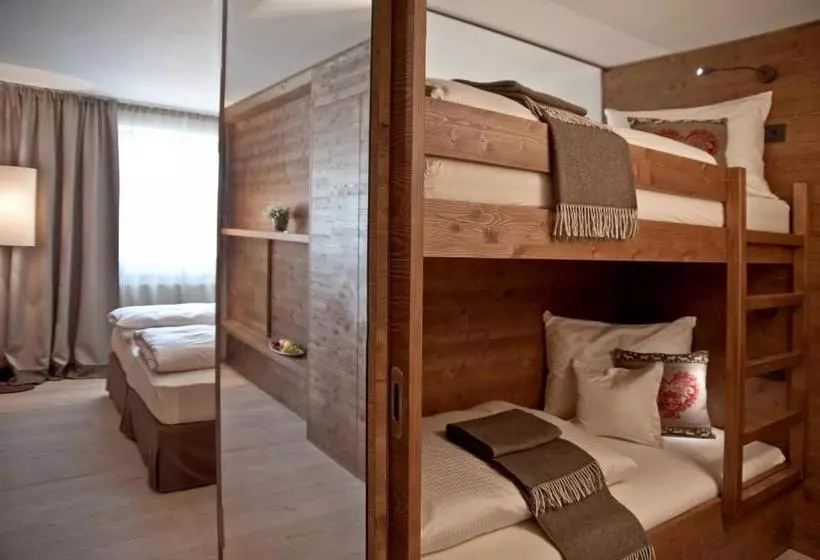 ホテル Ariston Dolomiti Residence
