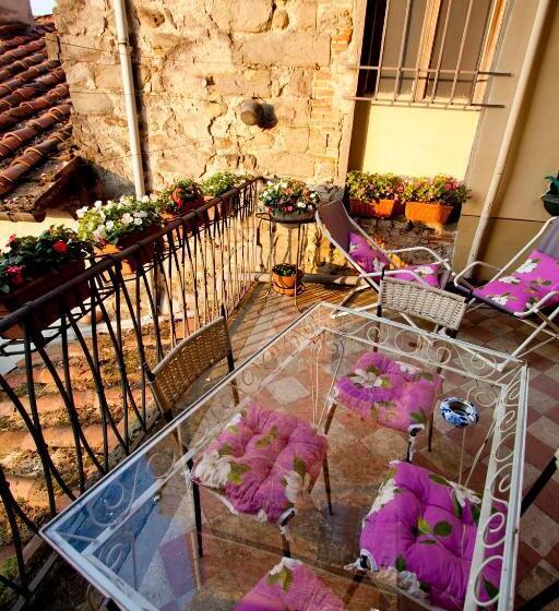 هتل B&b Canto Alla Porta Vecchia