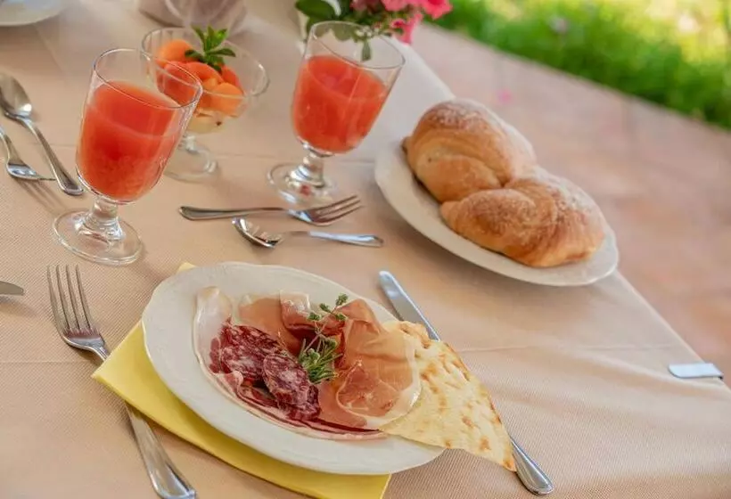 هتل Borgo Alba Barona Turismo Rurale