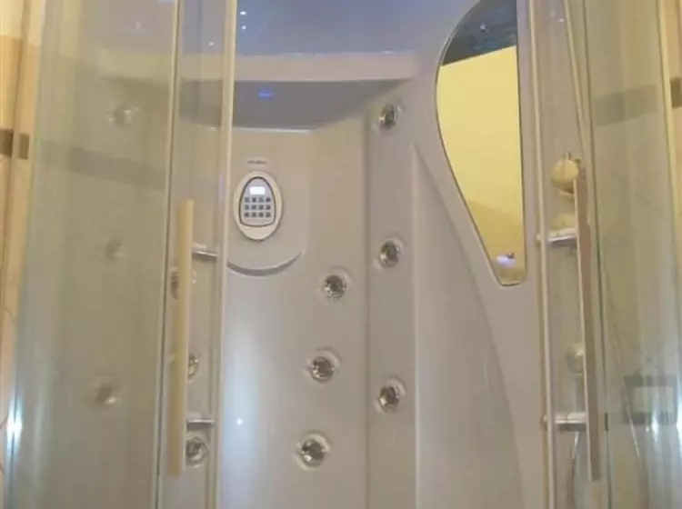 هتل Bosa Guest House