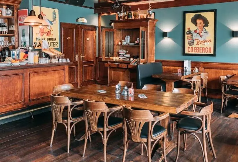 ホテル Cafe Restaurant Abina