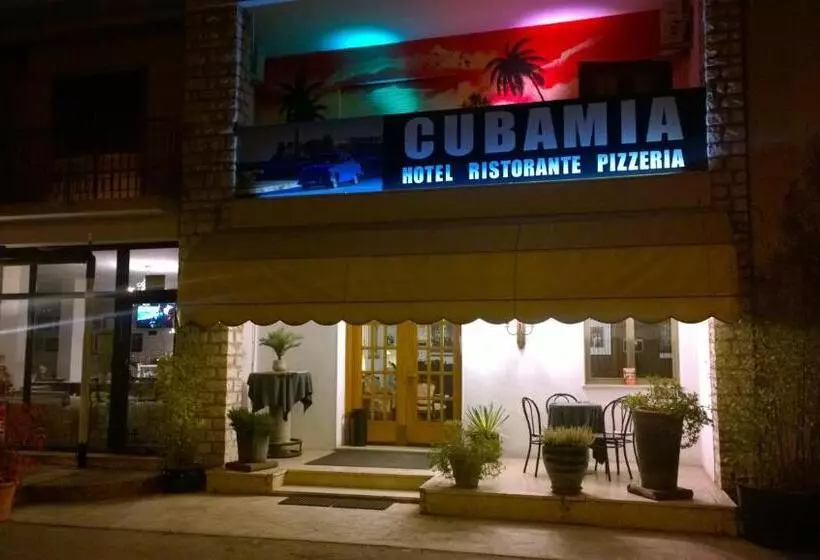 ホテル Cubamia