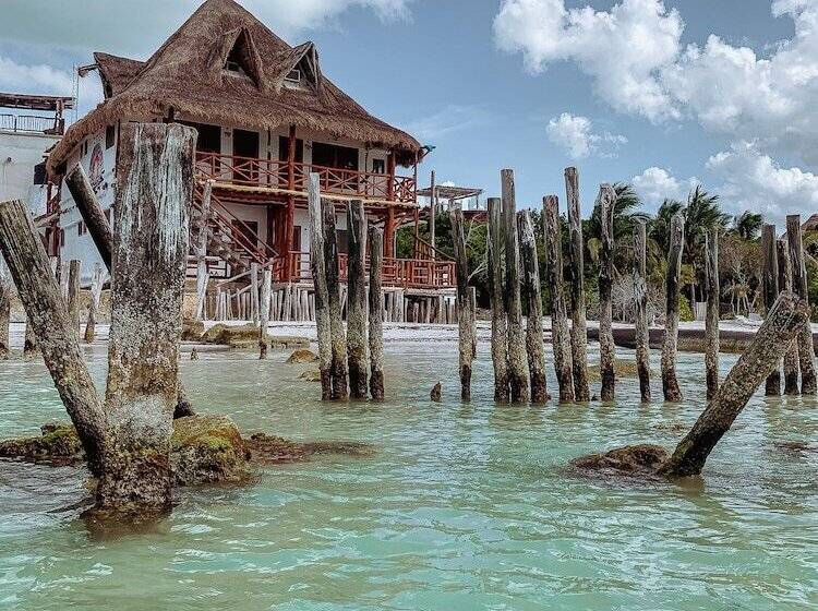 Szálloda Golden Paradise Beach
