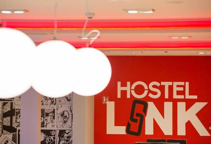 فندق Hostel Link