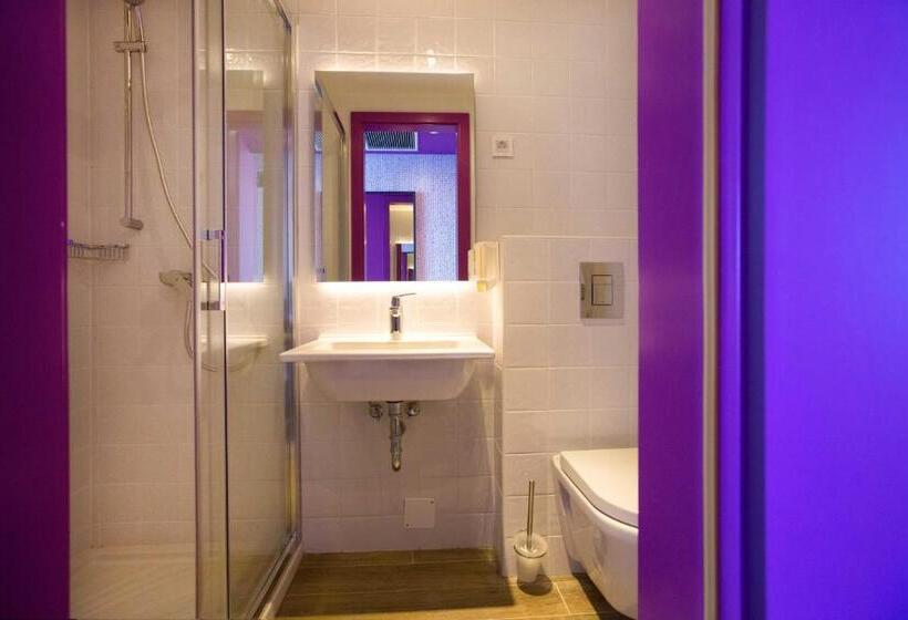 فندق Hostel Link